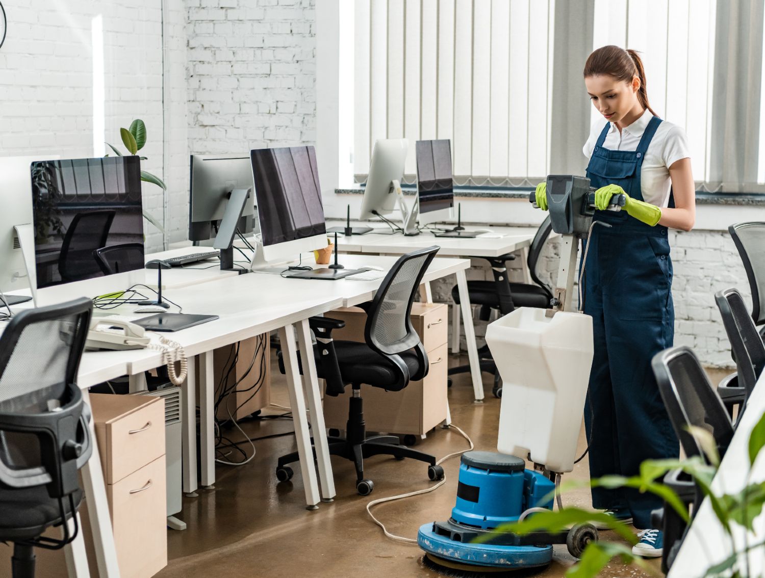 Choosing the Best Office Cleaning Company in London